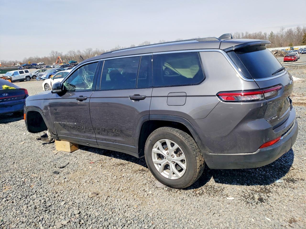 2023 Jeep Grand Cherokee L Limited - Фото 2