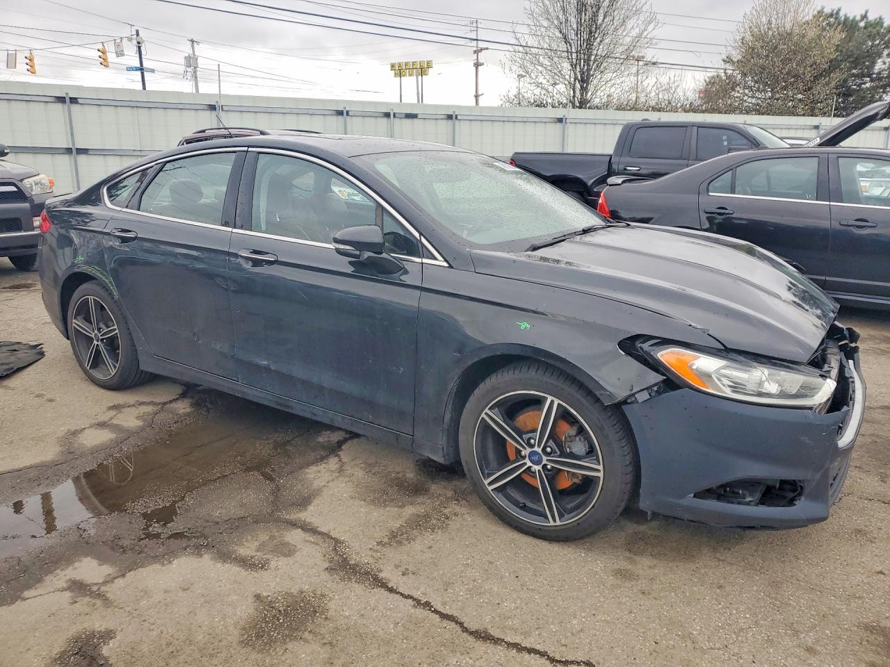 2015 Ford Fusion Titanium - Image 4