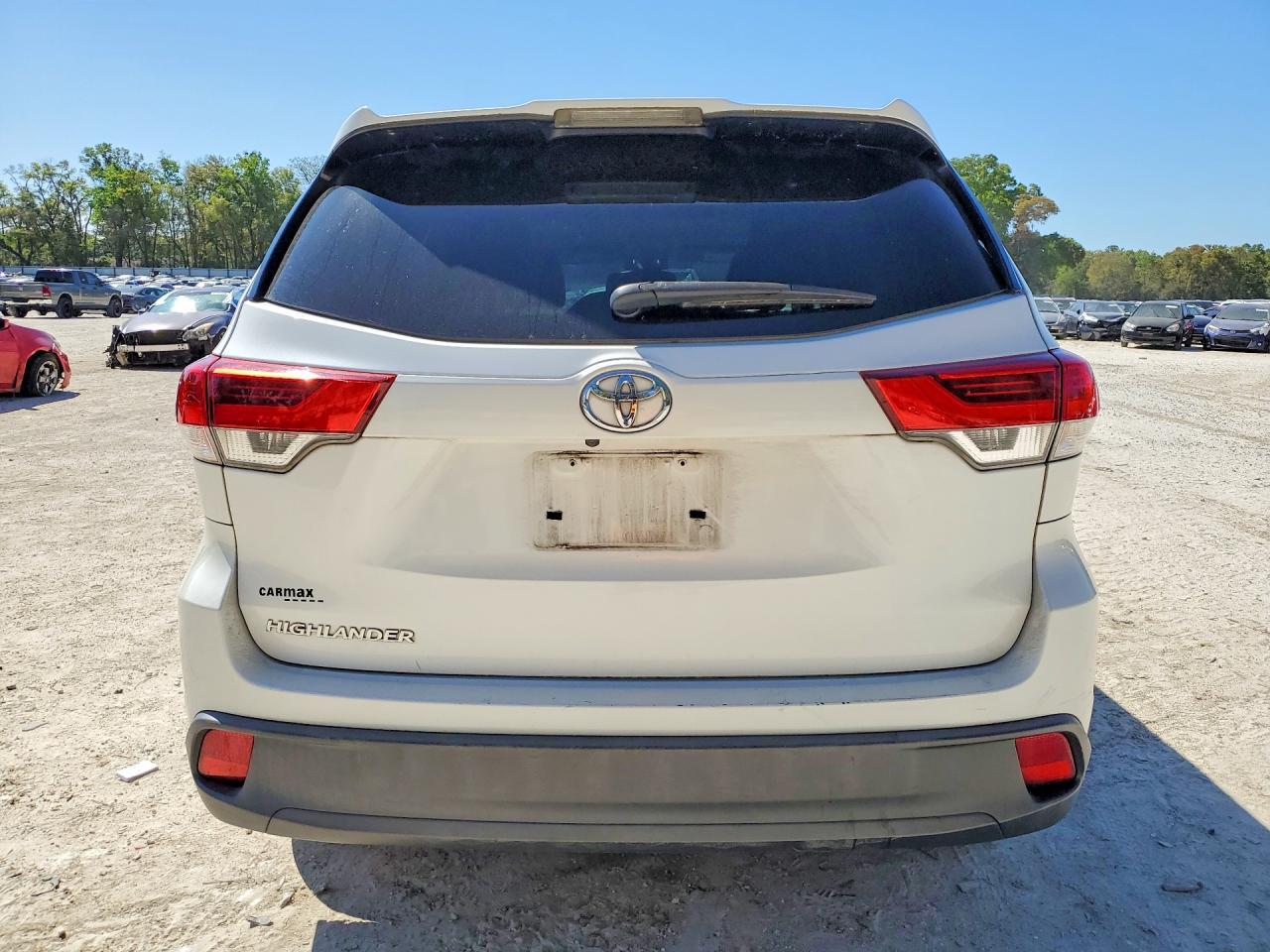 2019 Toyota Highlander Le - Фото 6