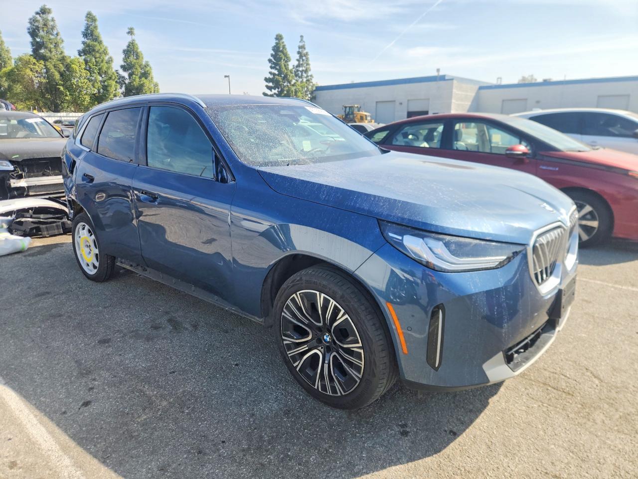 2025 BMW X3 30 xDrive - Image 4