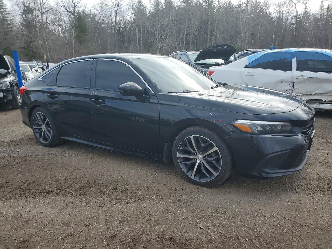 2022 Honda Civic Touring - Image 4