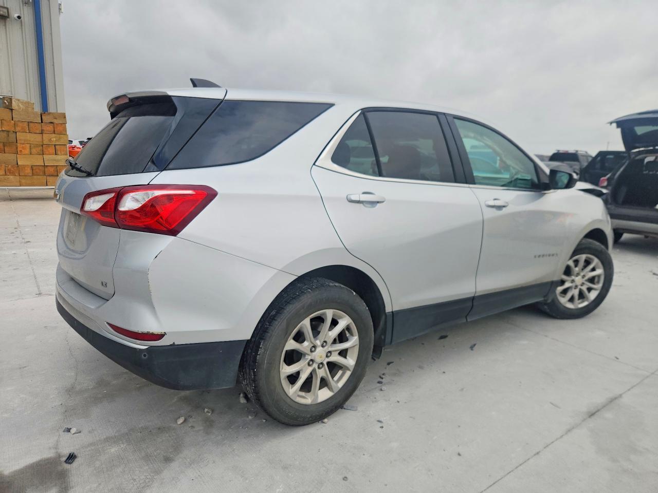 2020 Chevrolet Equinox Lt - Фото 3