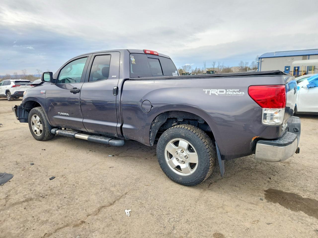 2011 Toyota Tundra Grade - Фото 2