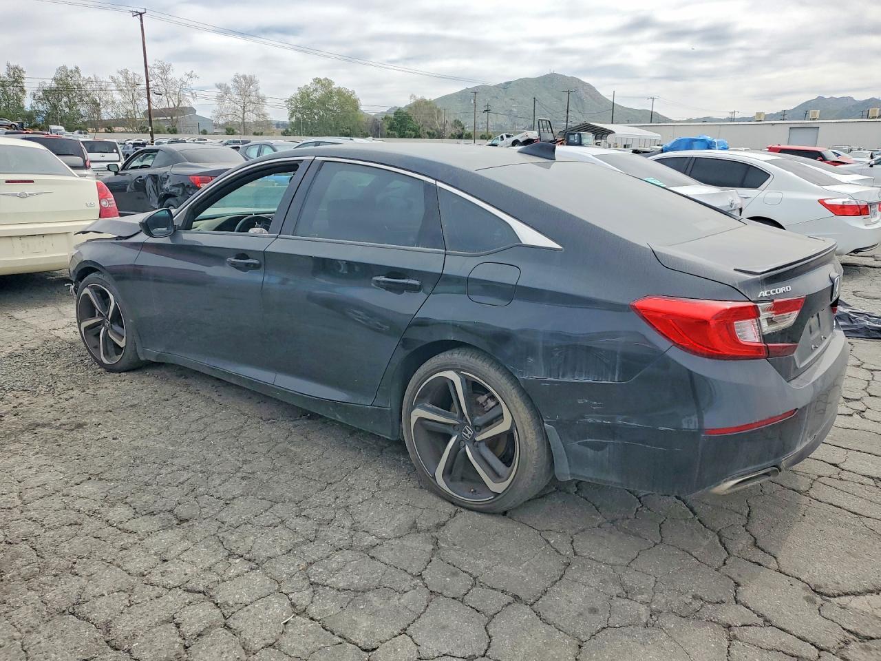 2020 Honda Accord Sport - Image 2