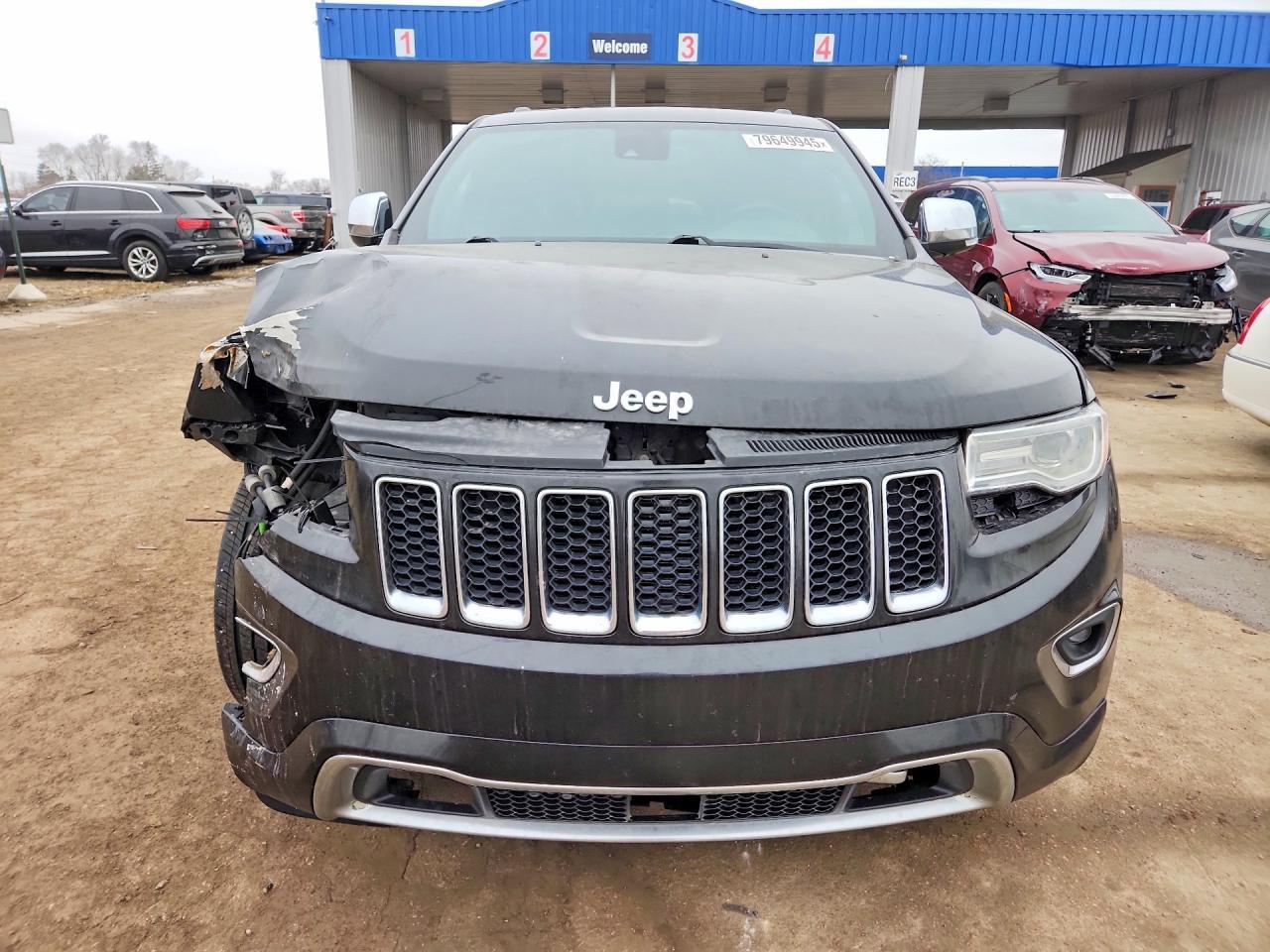 2015 Jeep Grand Cherokee Overland - Image 5