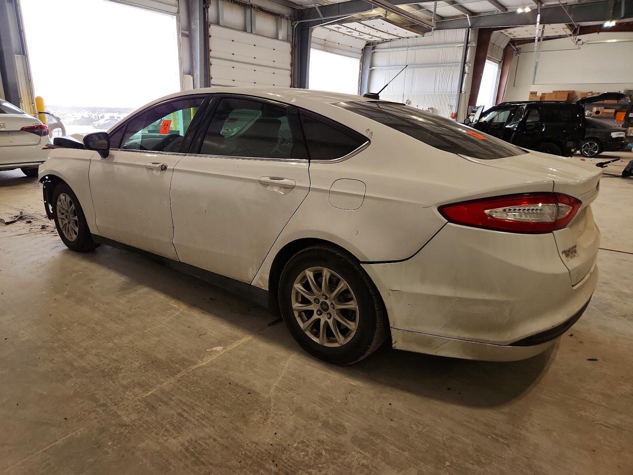 2016 Ford Fusion S - Image 2