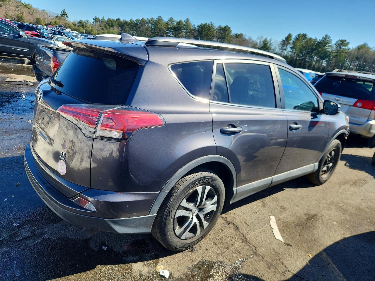 2017 Toyota Rav4 Le - Фото 3