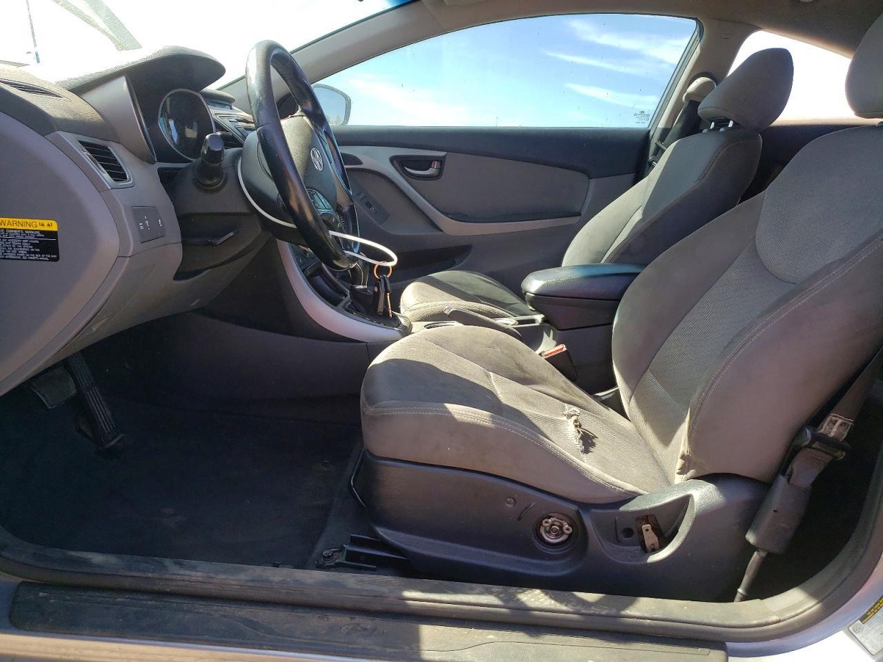 2014 Hyun Elantra Coupe - Фото 7