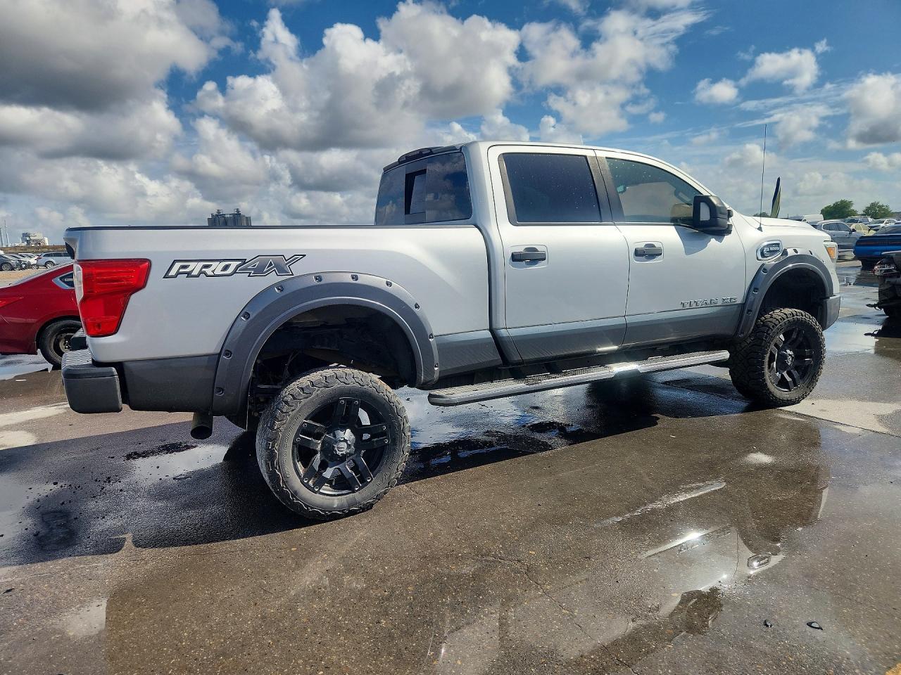 2016 Nissan Titan Xd Pro-4X - Image 3