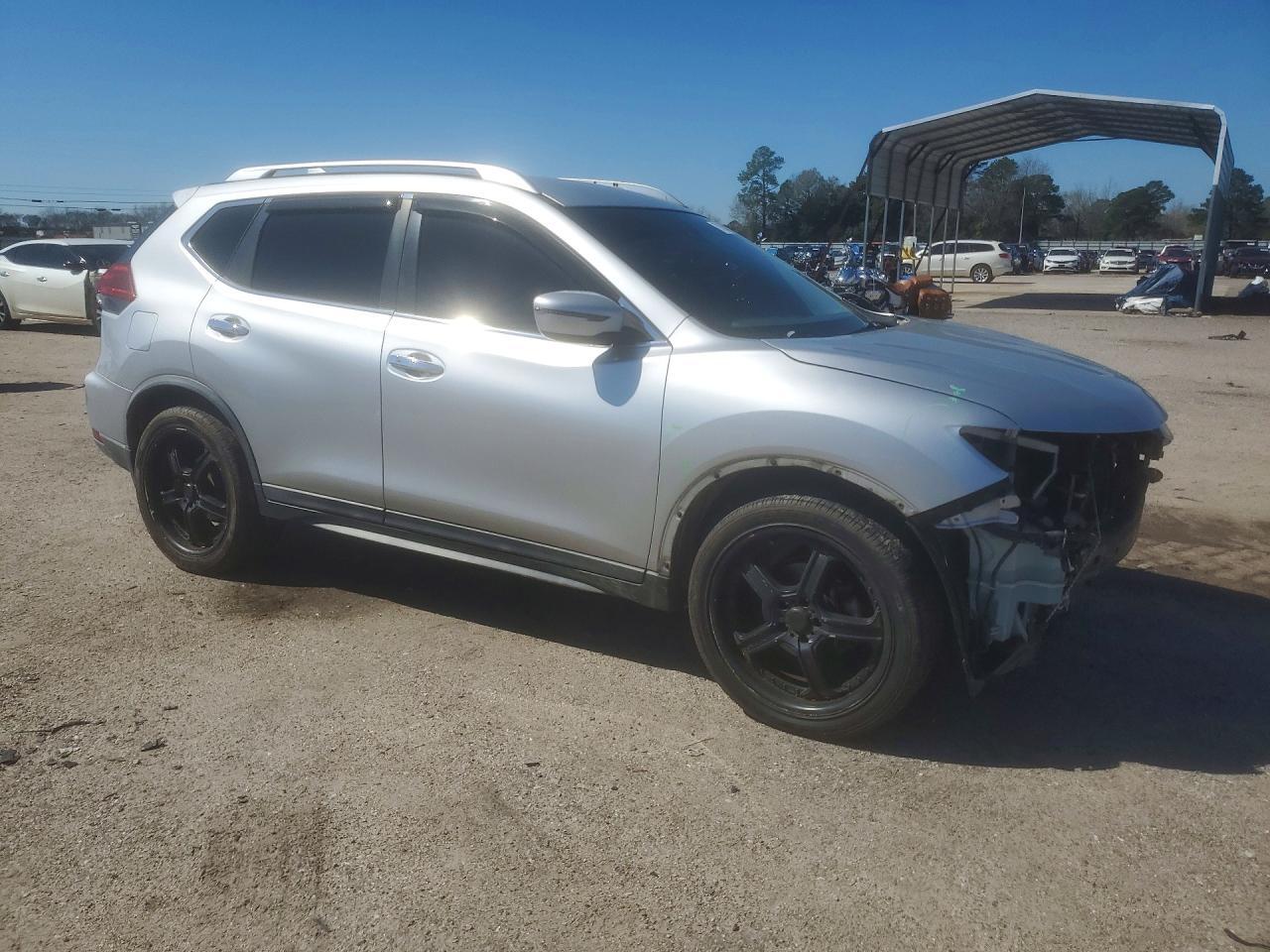 2019 Nissan Rogue Sv - Image 4
