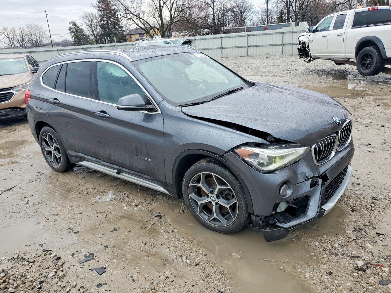 2017 BMW X1 xDrive28I - Фото 4