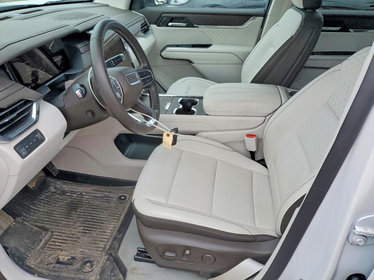 2024 GMC Acadia Denali - Image 7