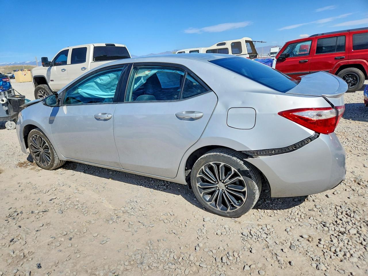 2016 Toyota Corolla S Plus - Фото 2