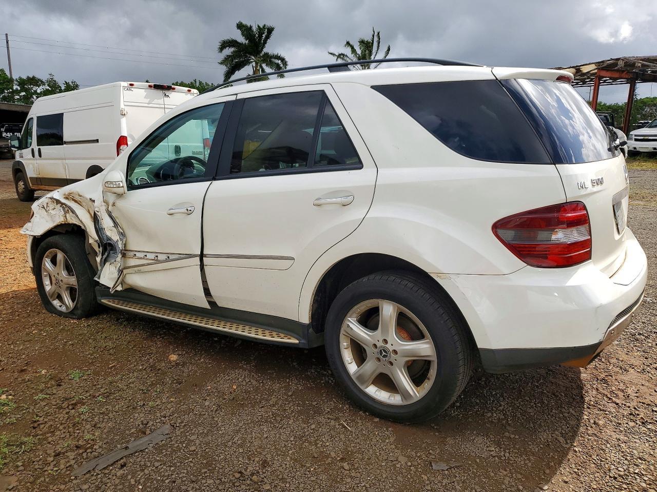 2007 Mercedes-Benz Ml 500 - Image 2
