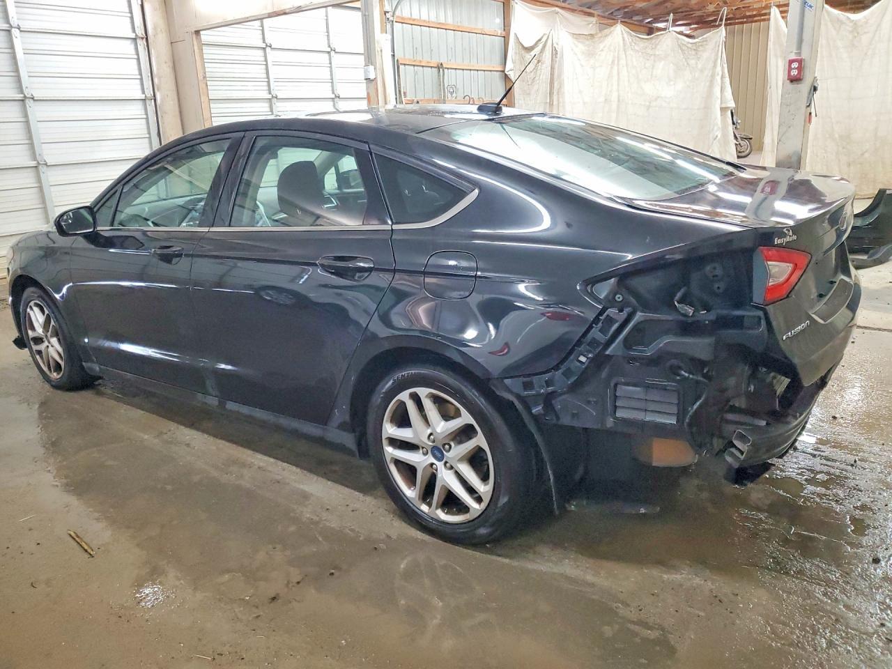 2014 Ford Fusion Se - Image 2
