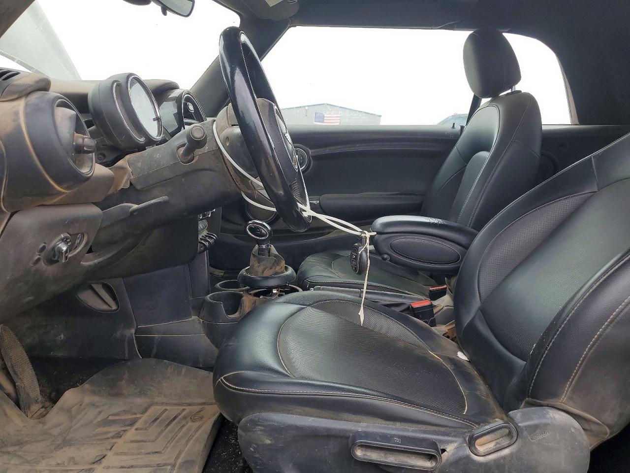 2019 Mini Cooper - Image 7