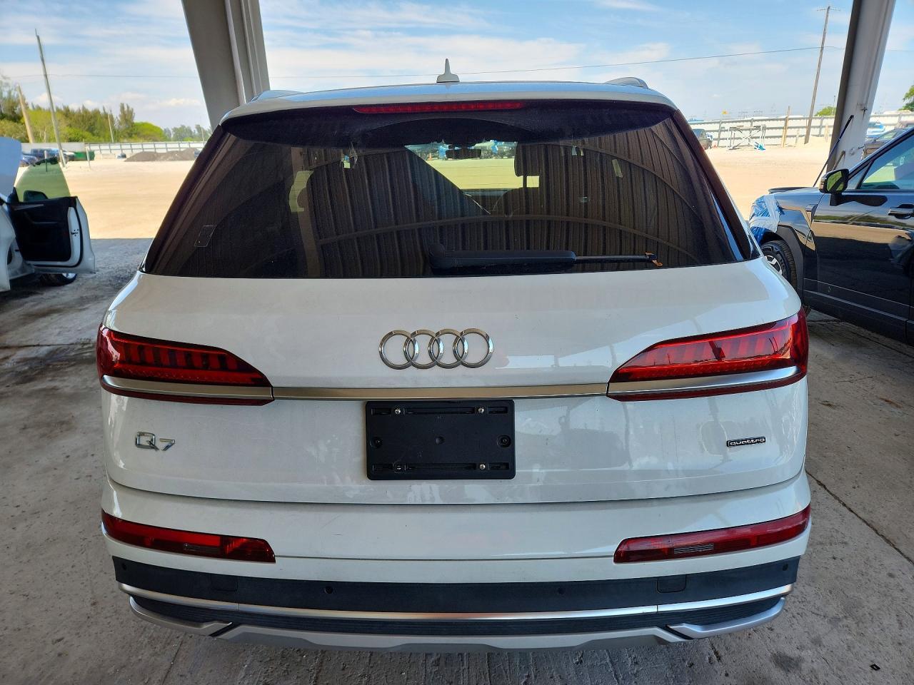 2021 Audi Q7 Premium Plus - Фото 6