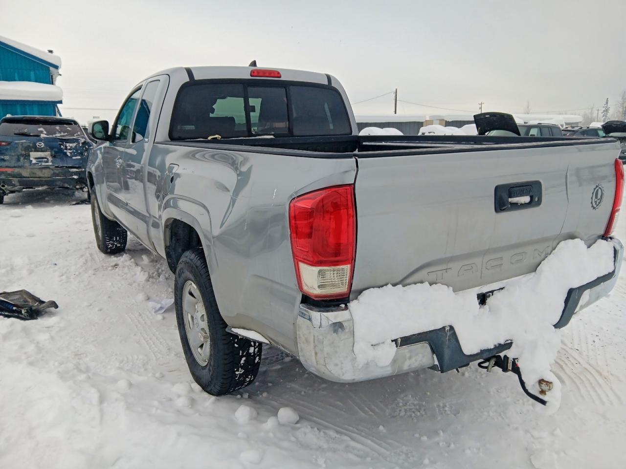 2018 Toyota Tacoma Access Cab - Фото 2