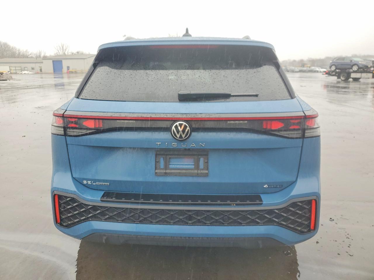 2026 Volkswagen Tiguan Sel R-Line Turbo - Image 6