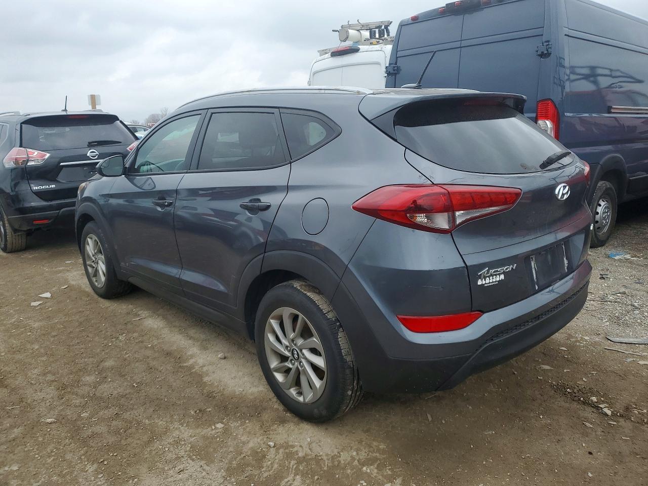 2016 Hyundai Tucson Se - Image 2
