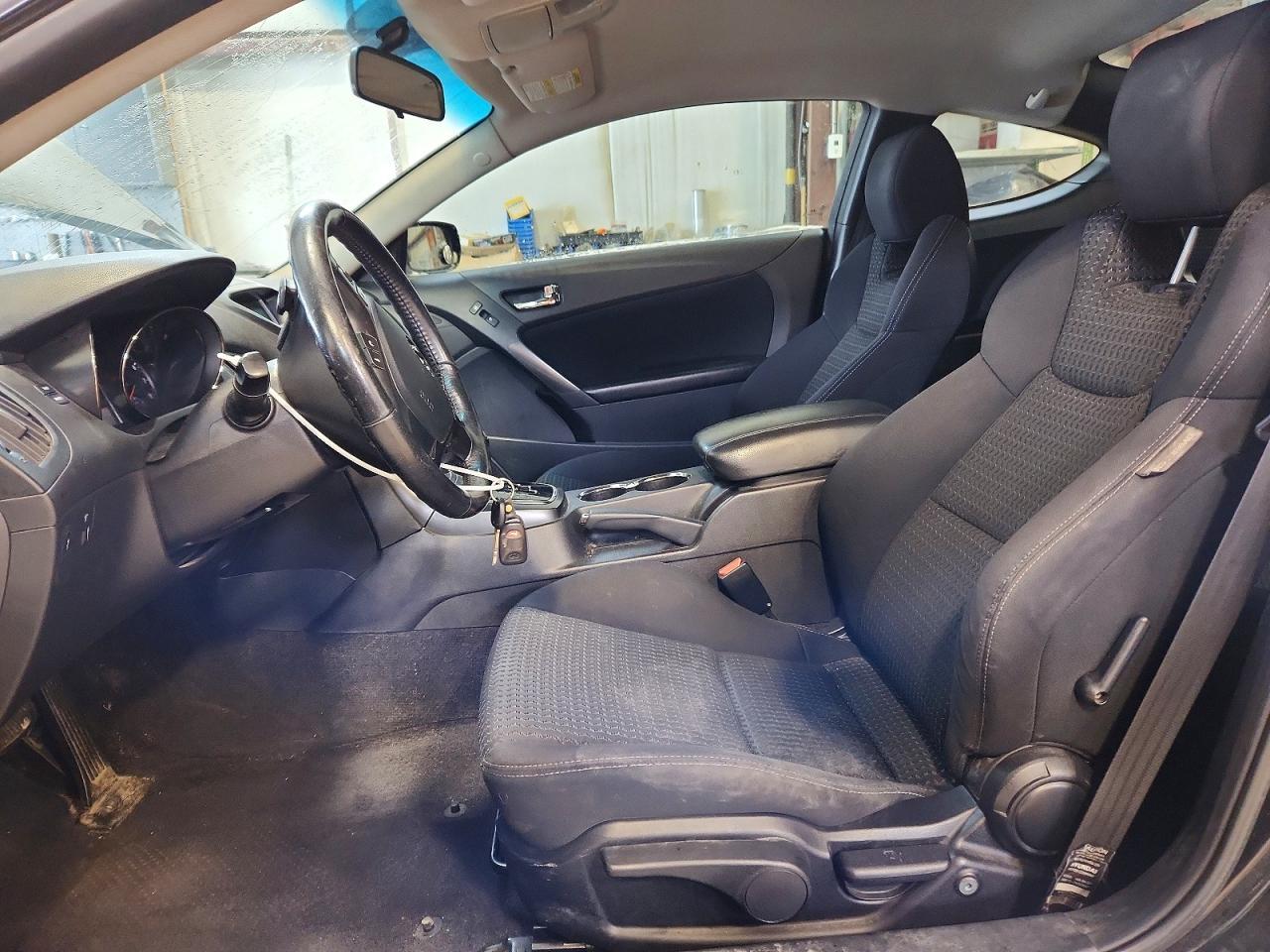 2011 Hyundai Genesis Coupe 2.0T - Image 7