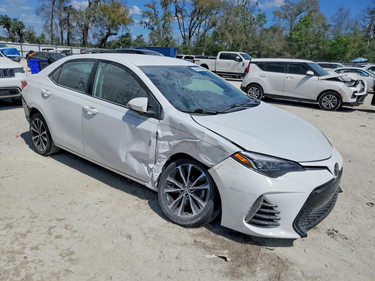 2018 Toyota Corolla Se - Image 4