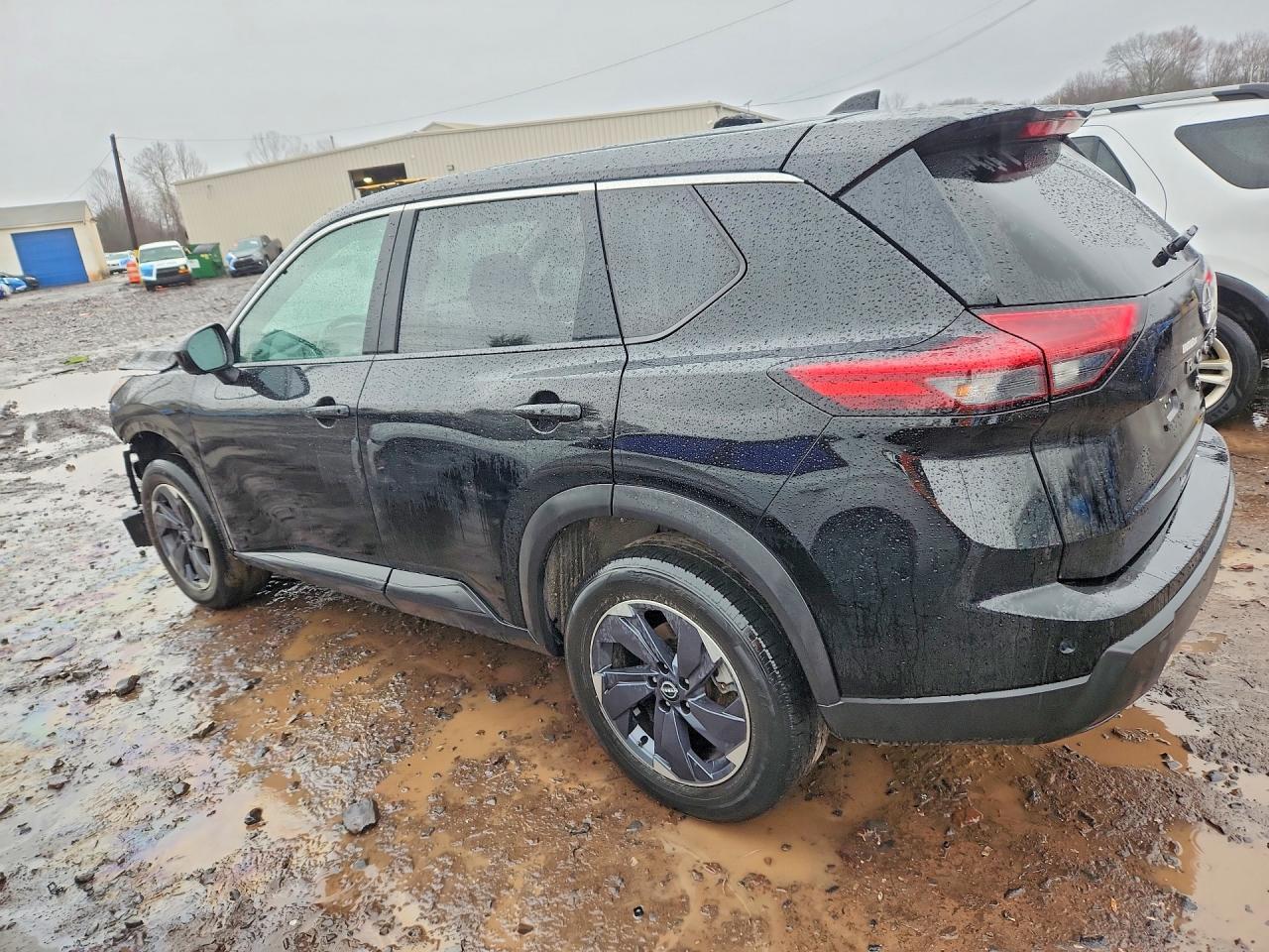 2024 Nissan Rogue Sv - Фото 2