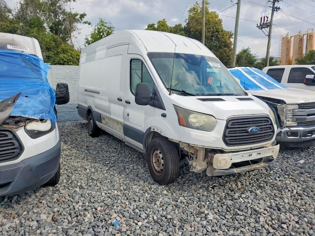 2015 Ford Transit T-350 - Image 4