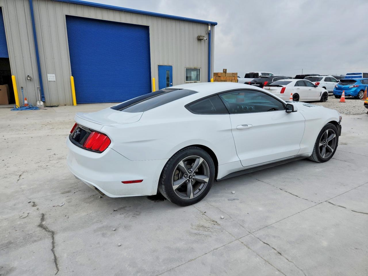 2016 Ford Mustang - Image 3