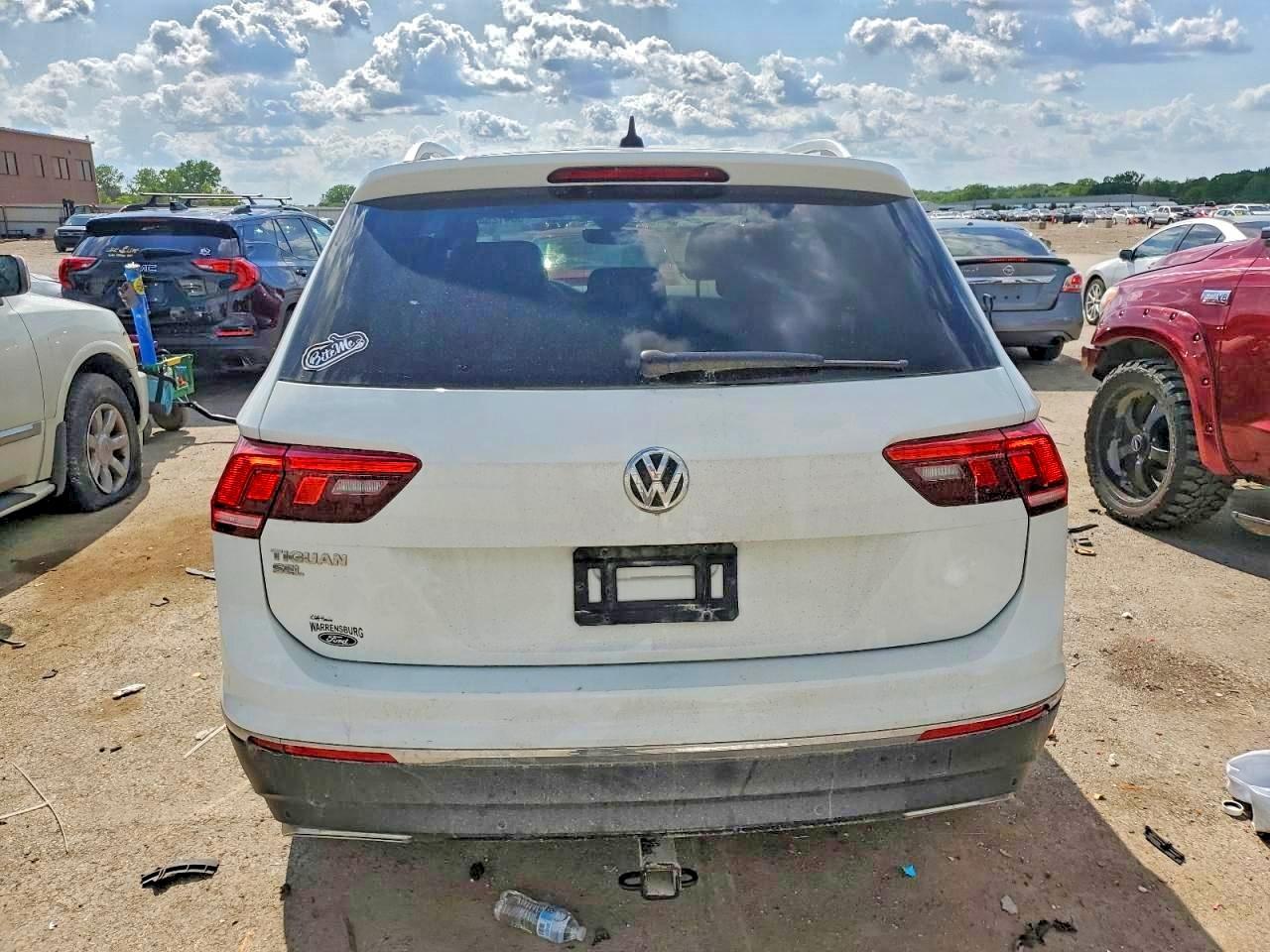 2020 Volkswagen Tiguan Se - Фото 6