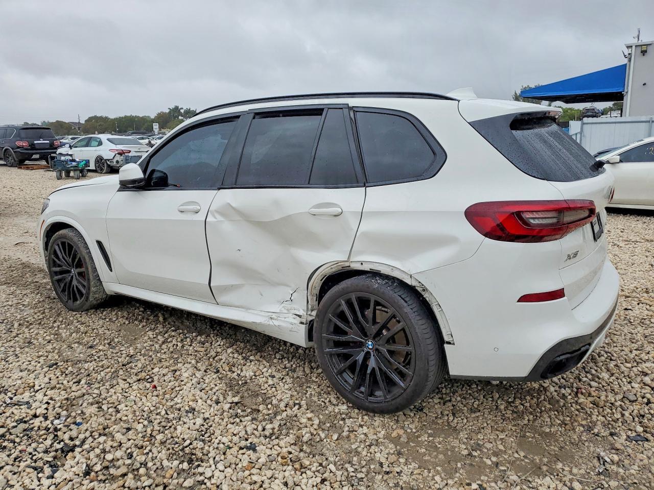 2022 BMW X5 Sdrive 40I - Фото 2
