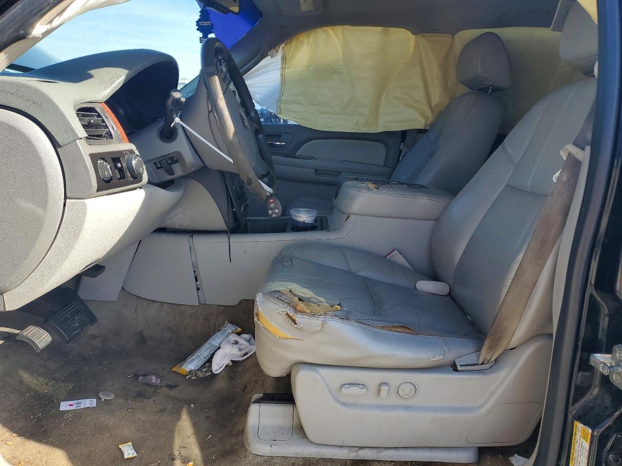 2008 GMC Yukon - Image 7