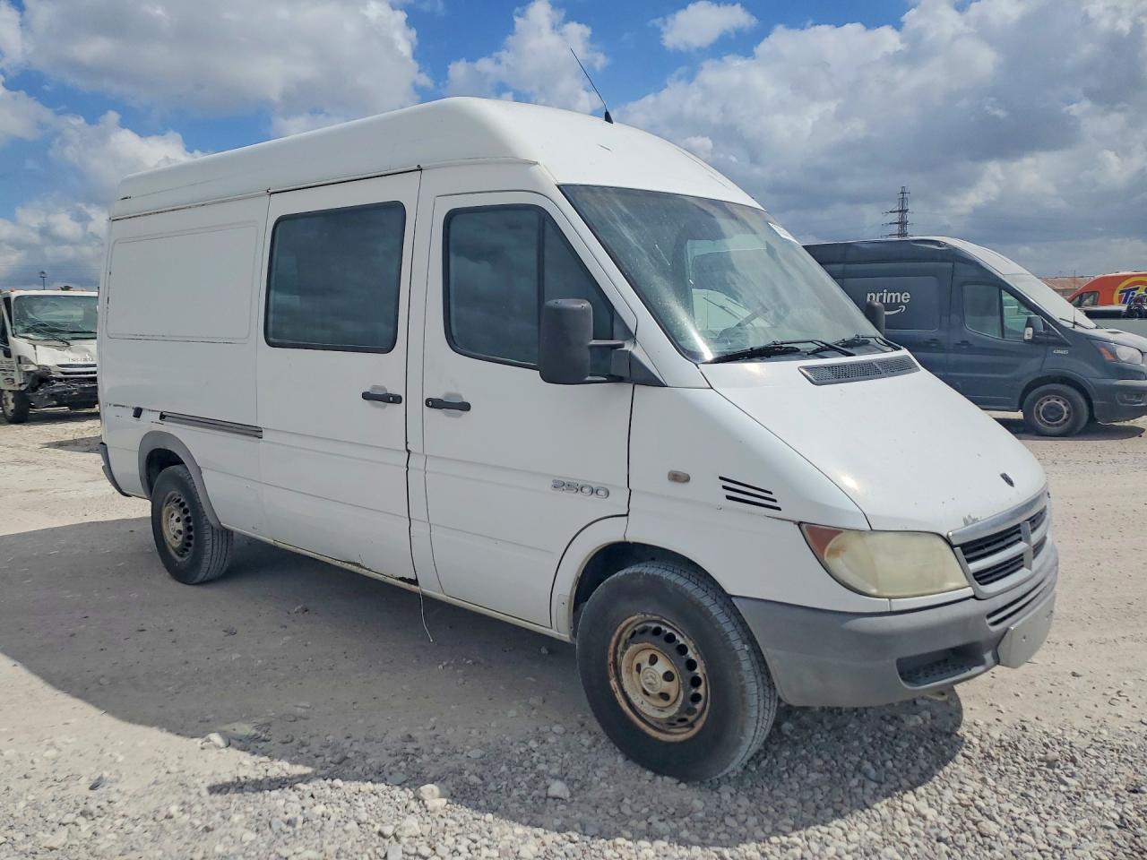 2006 Dodge Sprinter 2500 Delivery Van - Image 4