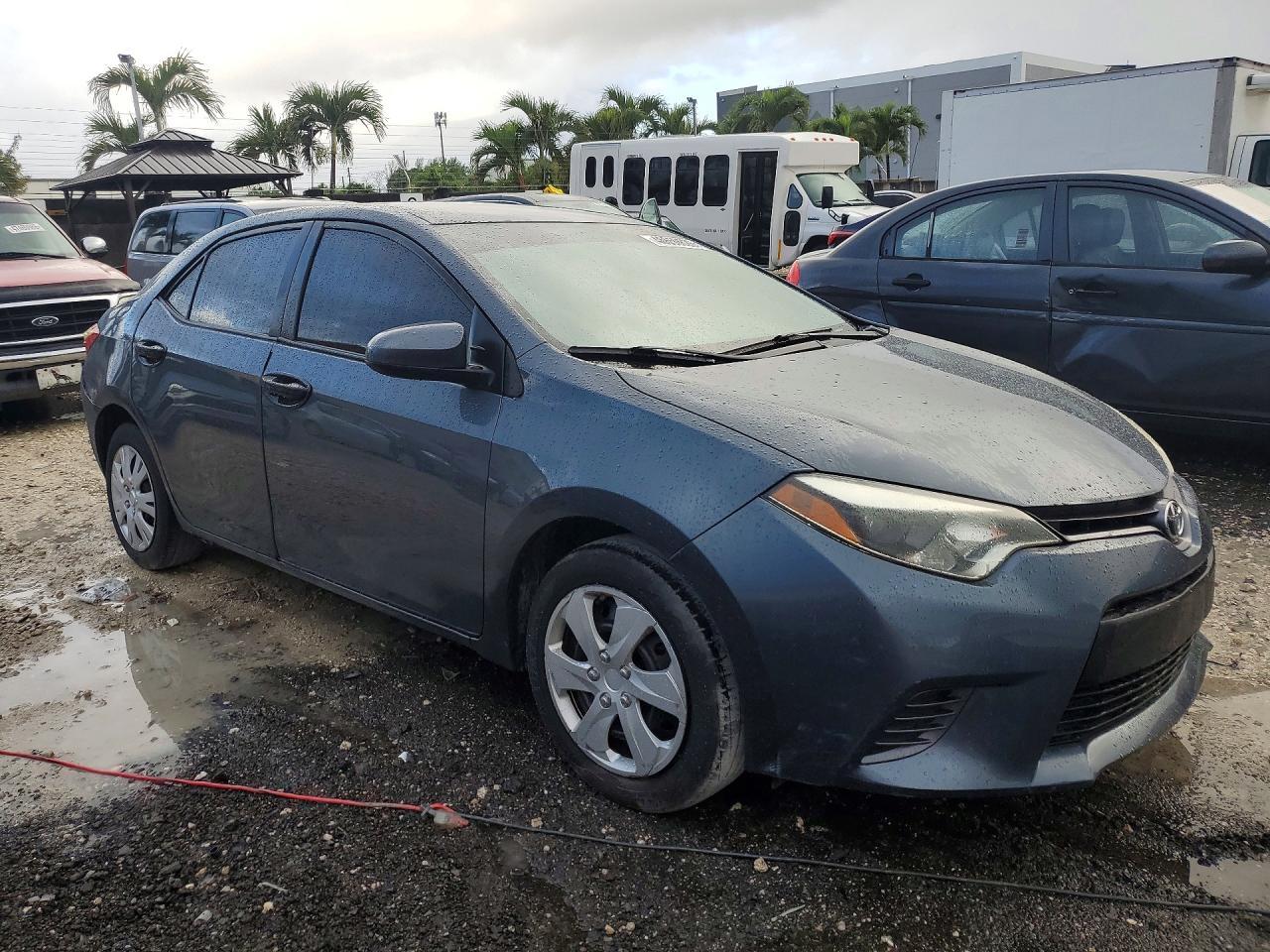 2016 Toyota Corolla Le - Фото 4