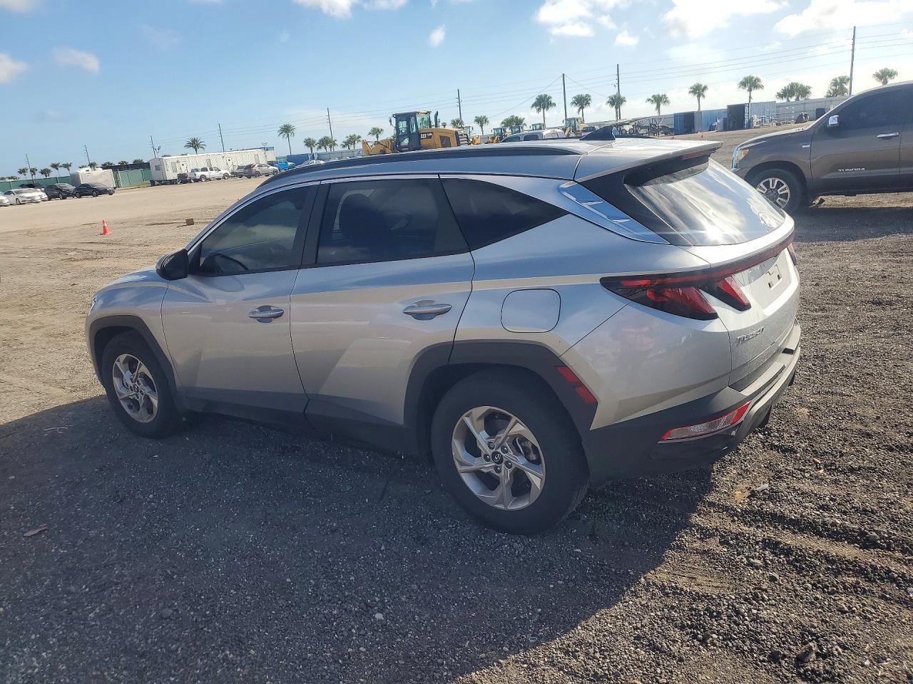 2024 Hyundai Tucson Sel - Image 2