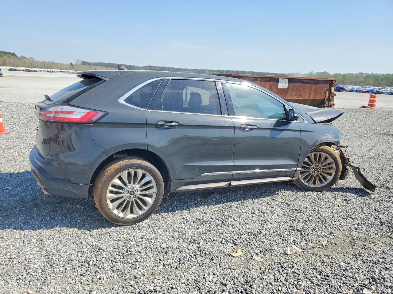 2021 Ford Edge Titanium - Фото 3