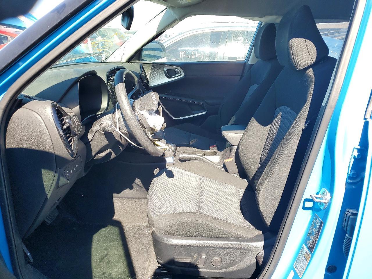 2023 Kia Soul Lx - Image 7