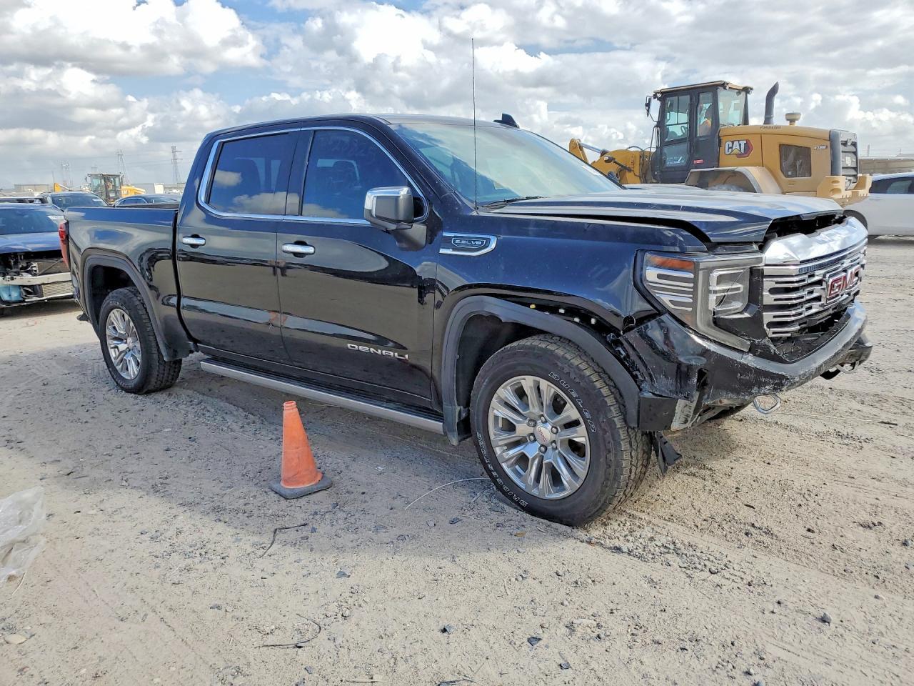 2022 GMC Sierra K1500 Denali - Фото 4