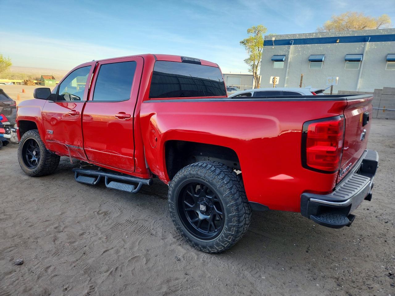 2018 Chevrolet Silverado K1500 Lt - Image 2