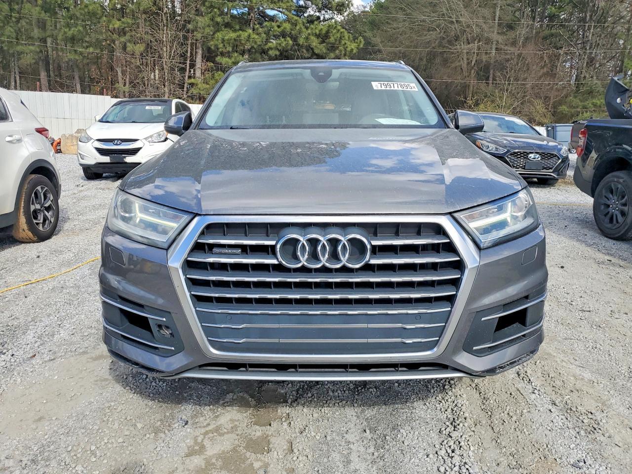 2017 Audi Q7 Premium Plus - Image 5
