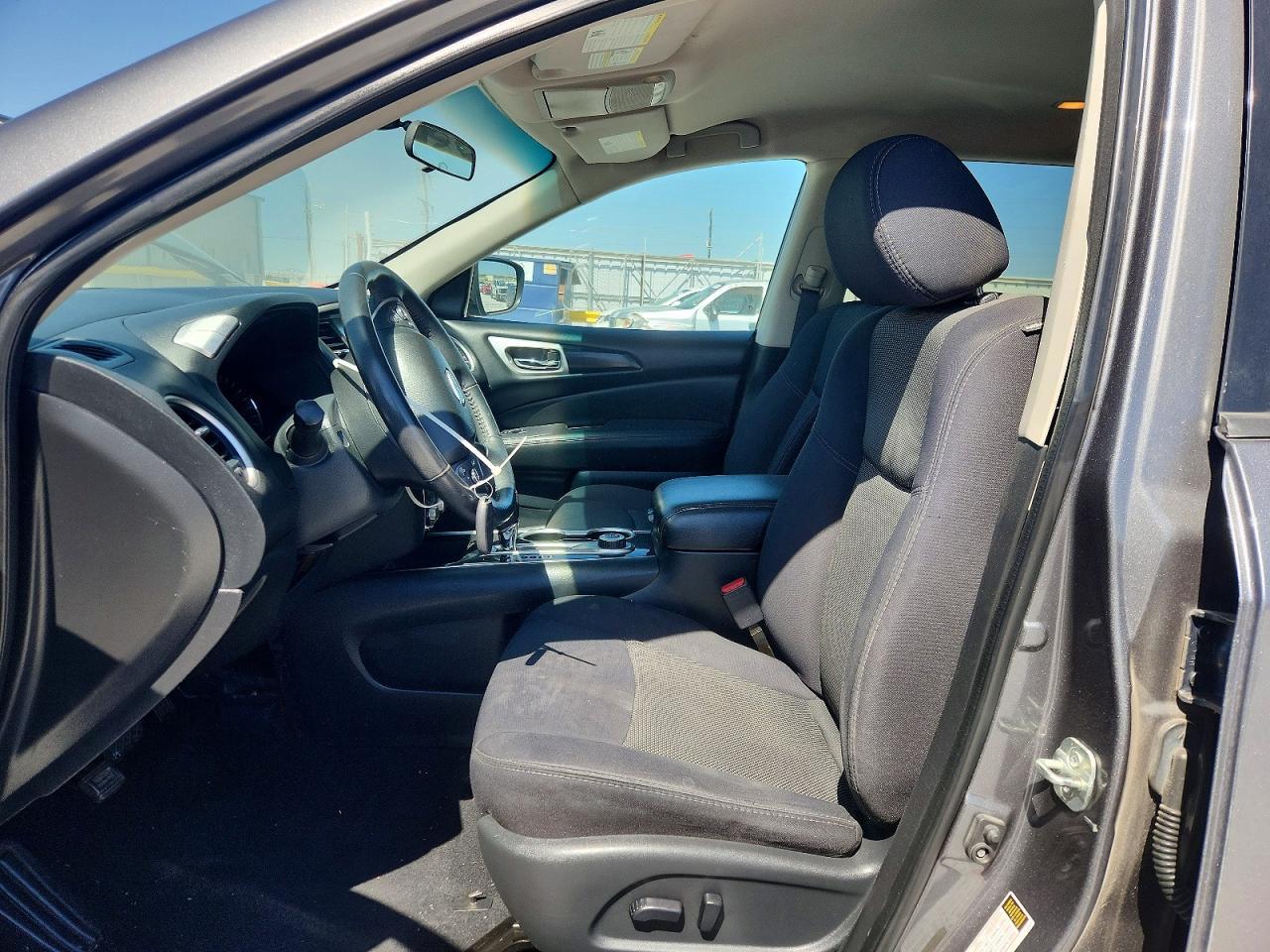 2019 Nissan Pathfinder S - Фото 7