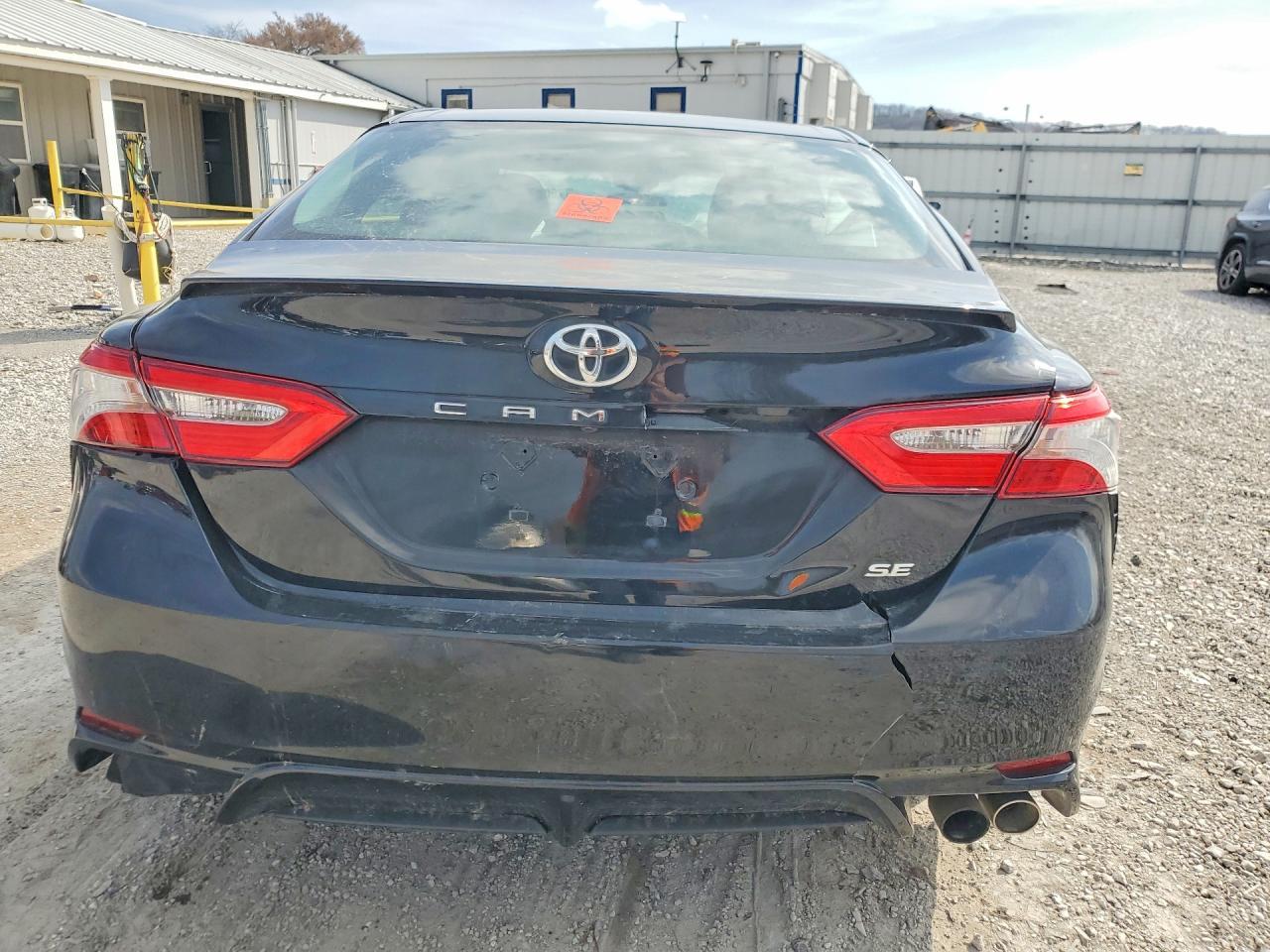 2018 Toyota Camry Se - Фото 6