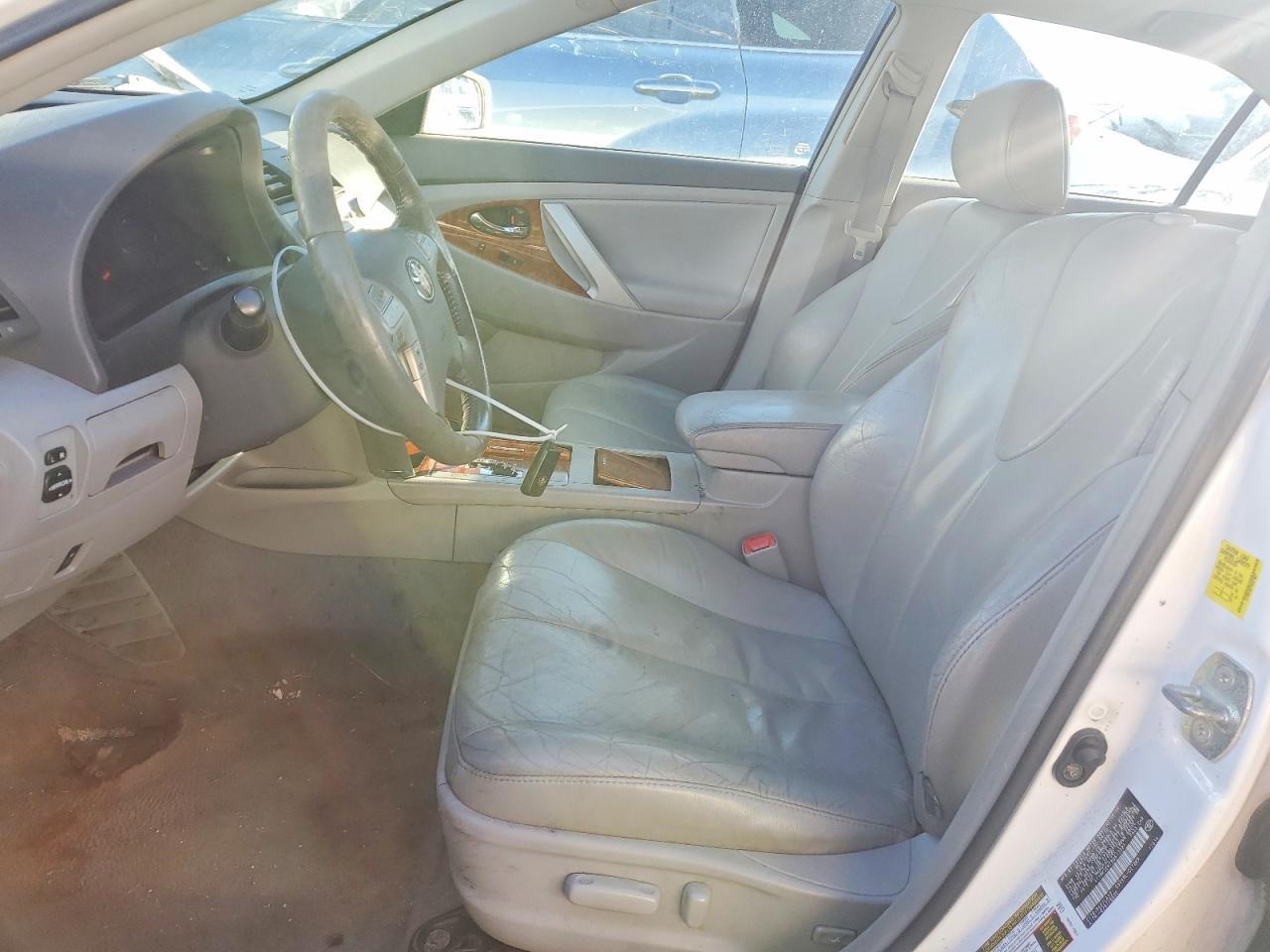 2011 Toyota Camry Xle V6 - Фото 7