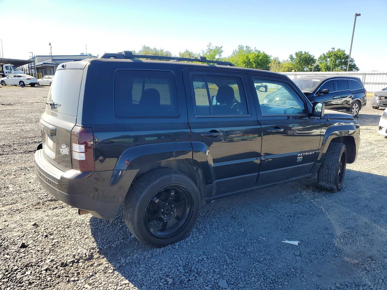 2016 Jeep Patriot Sport - Фото 3