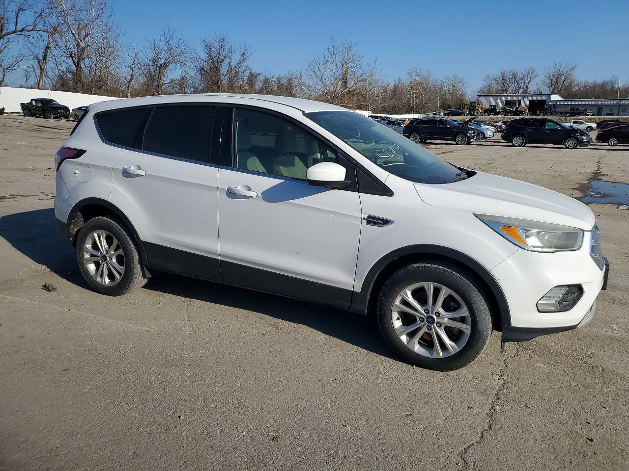 2017 Ford Escape Se - Image 4