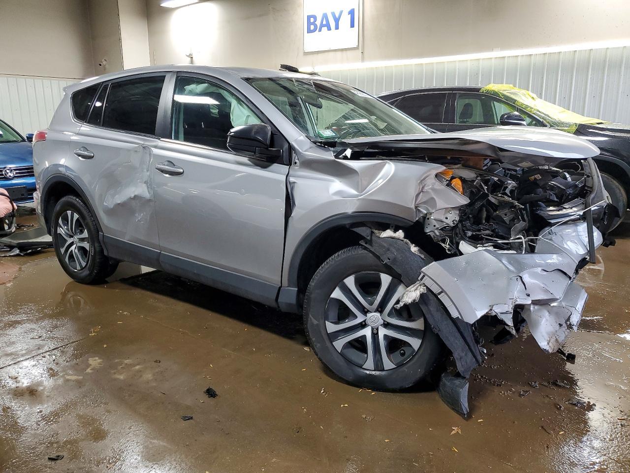 2018 Toyota Rav4 Le - Фото 4
