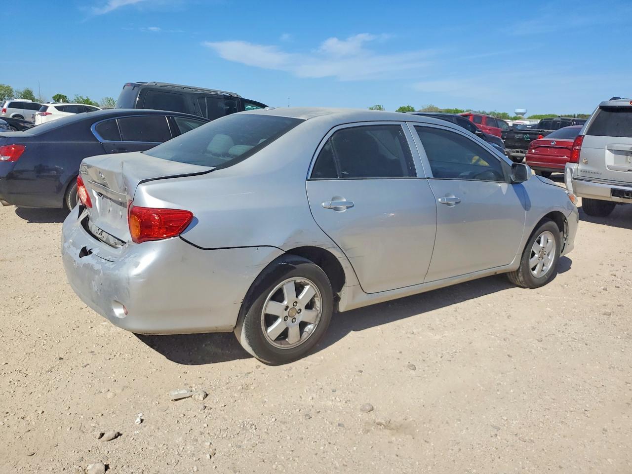 2010 Toyota Corolla Le - Image 3