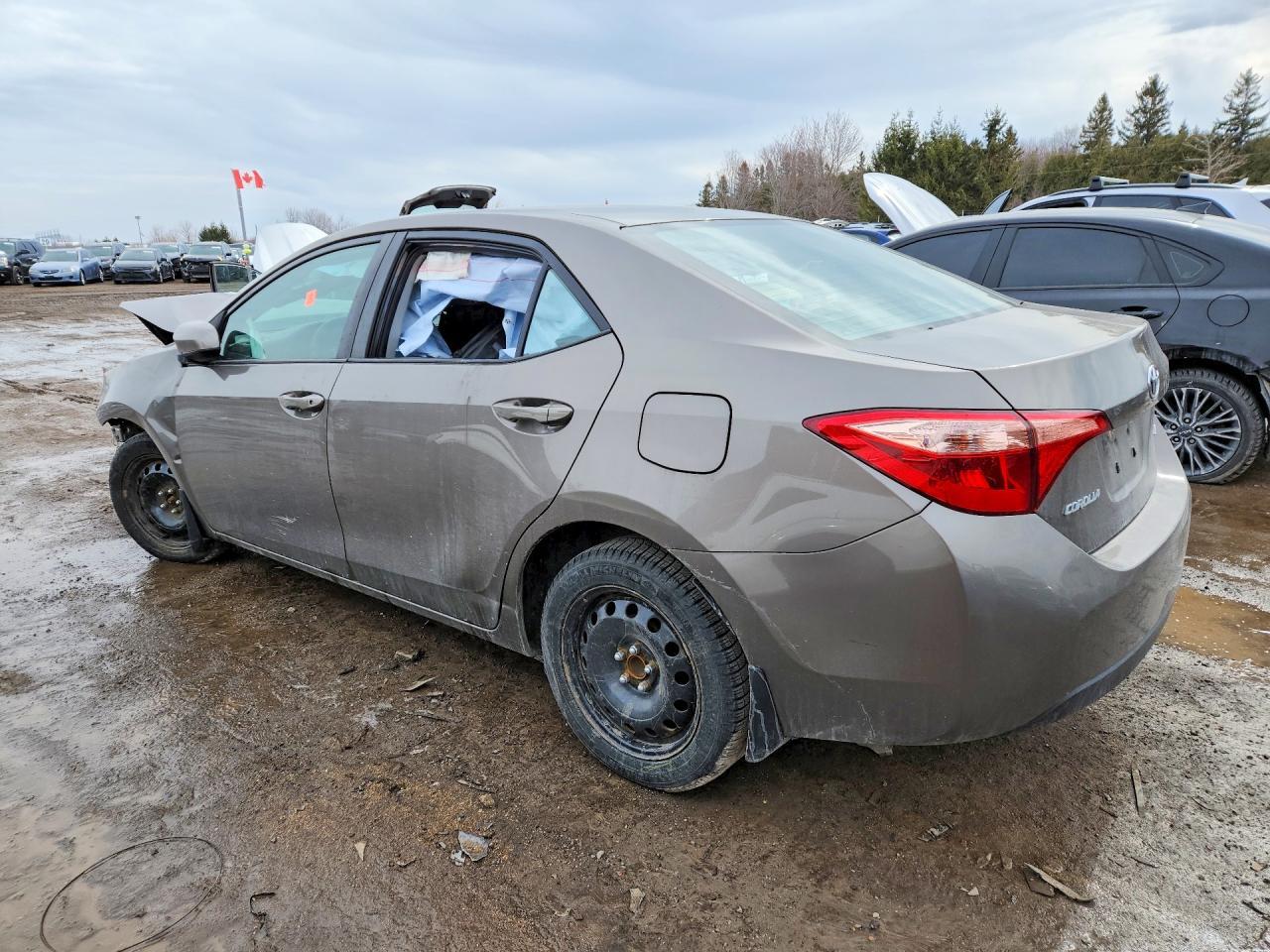 2019 Toyota Corolla L - Фото 2