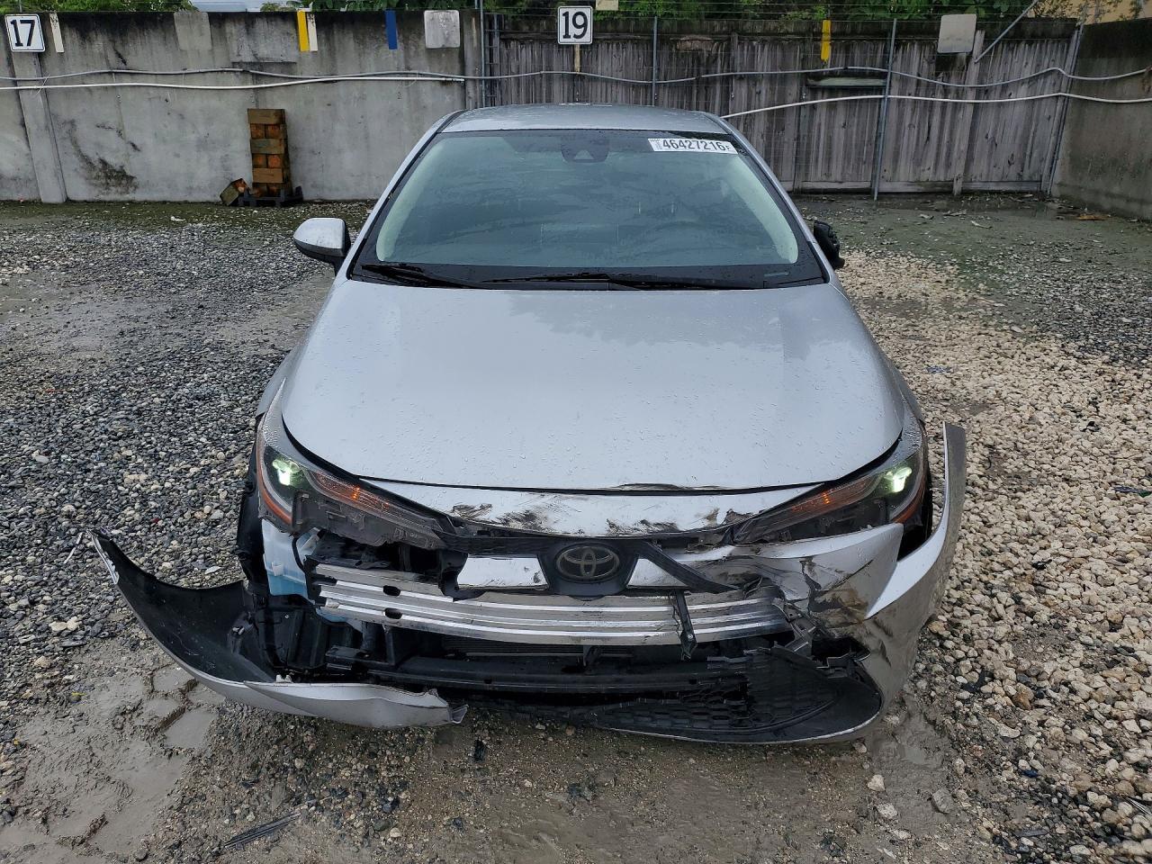 2020 Toyota Corolla Le - Image 5