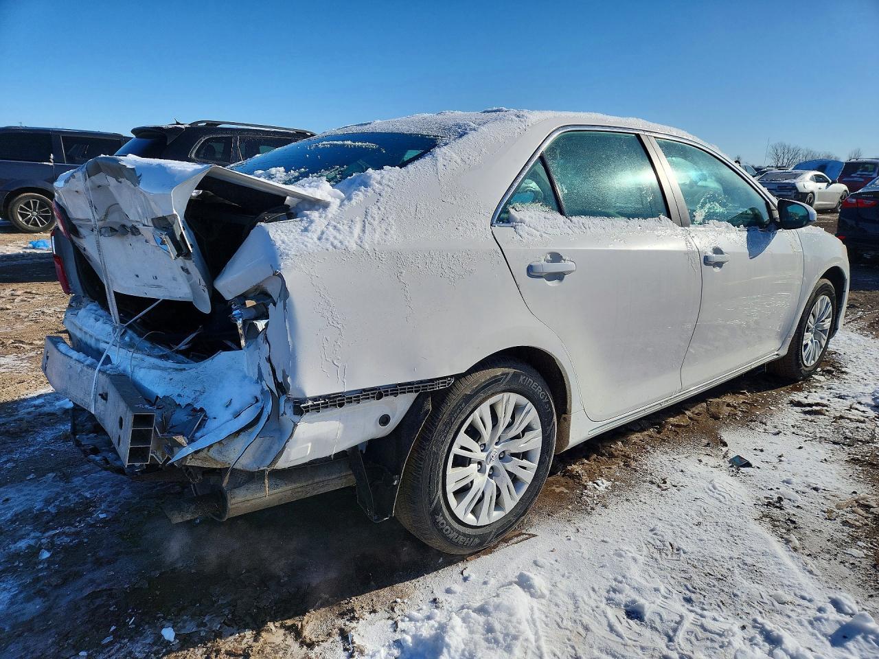 2012 Toyota Camry Le - Фото 3